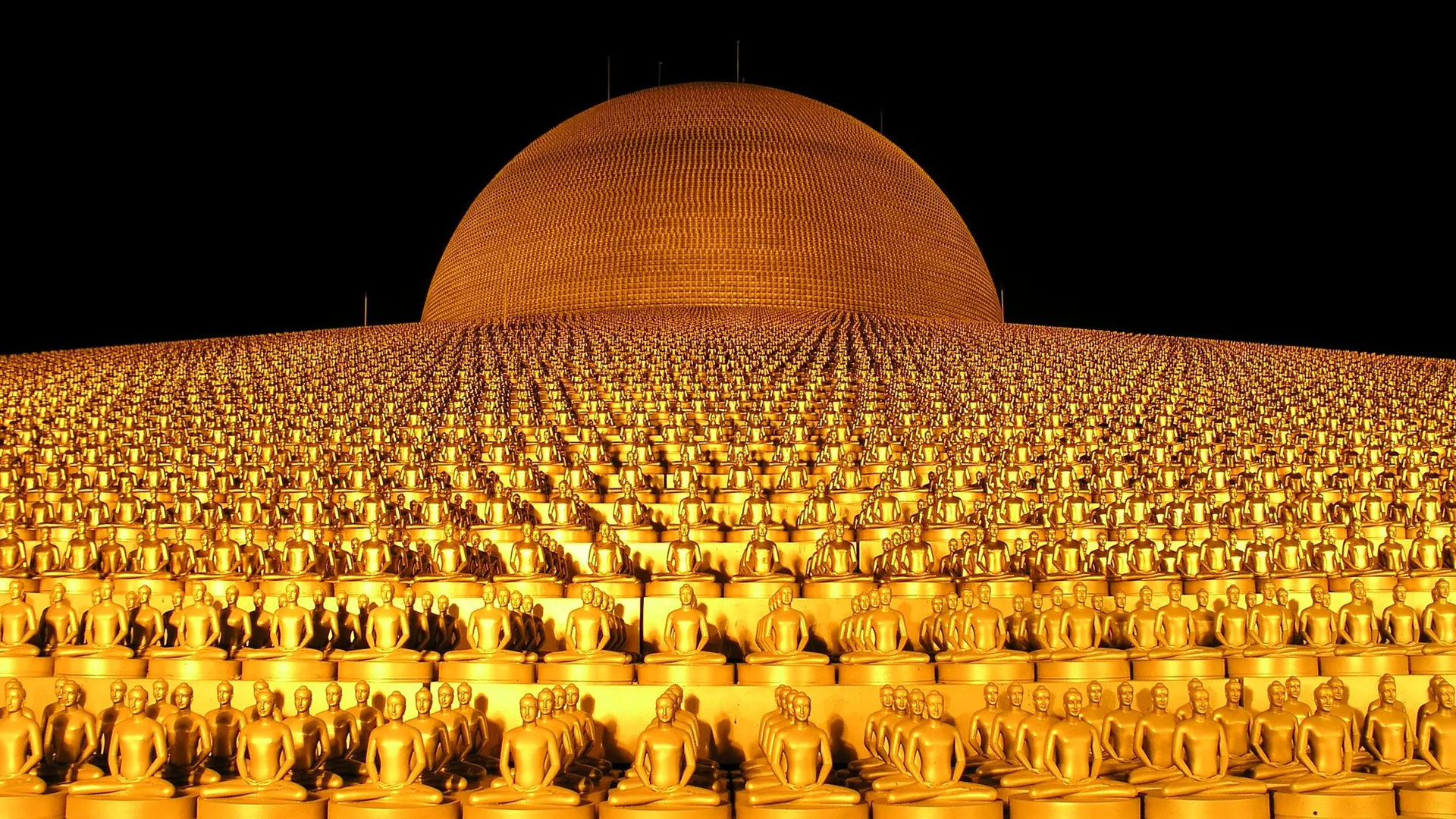 Thailand entdecken | Sehenswürdigkeiten | buddhistische Tempel in Thailand | Wat Phra Dhammakaya (ST) | Header 1920x1080px