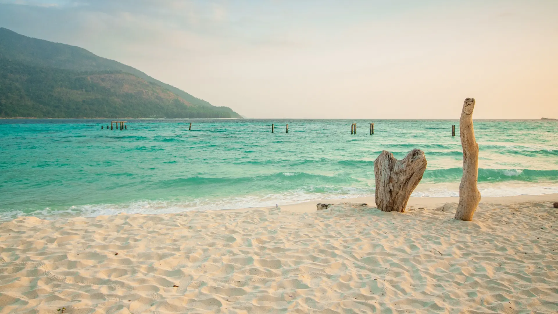 Featured image for “Die 10 schönsten Strände in Thailand”