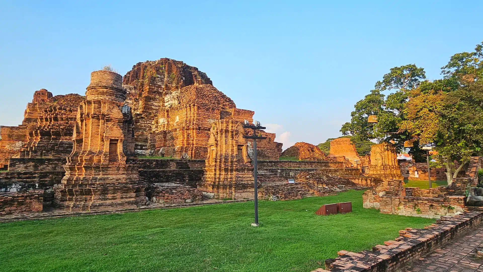Wat Mahathat 13 | Sehenswürdigkeiten in Ayutthaya