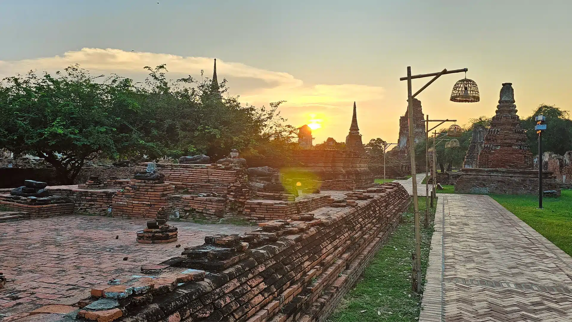 Wat Mahathat 22a | Sehenswürdigkeiten in Ayutthaya