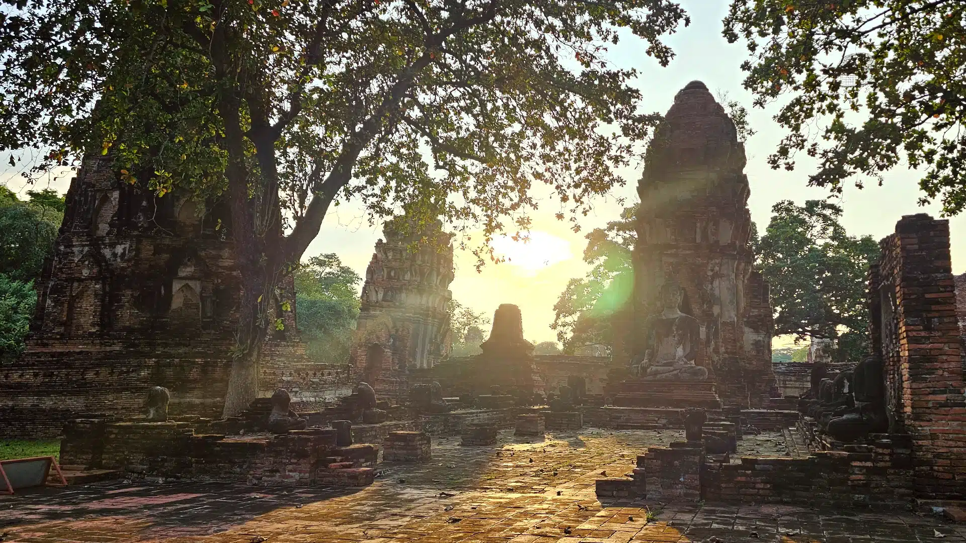 Wat Mahathat 5a | Sehenswürdigkeiten in Ayutthaya